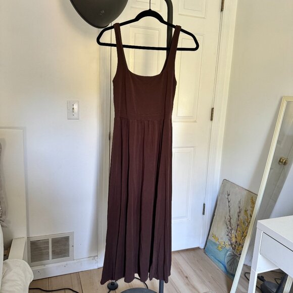 Aritzia Wilfred Market Midi Dress | Squareneck Midi Tank Dress in Brown - Picture 2 of 6
